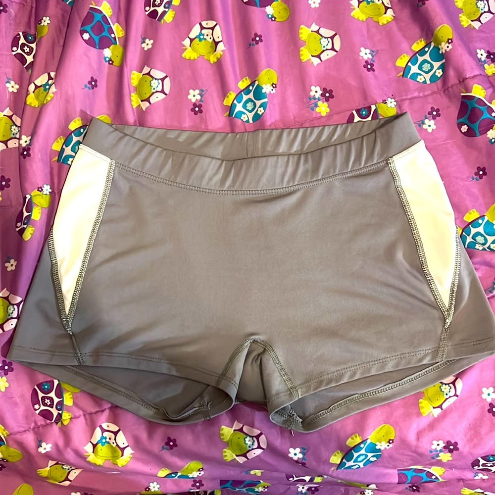 Women’s large grey athletic shorts